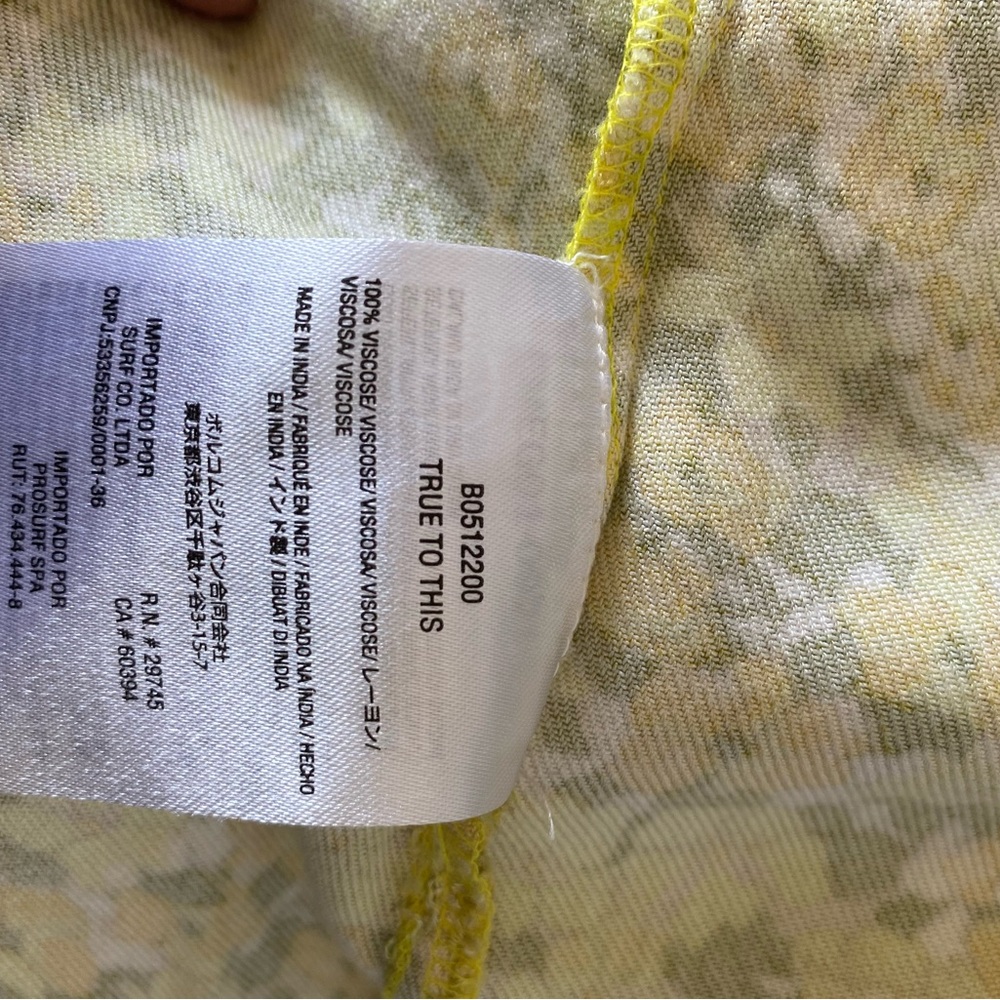Volcom Mustard Floral Wrap - Picture 9 of 9